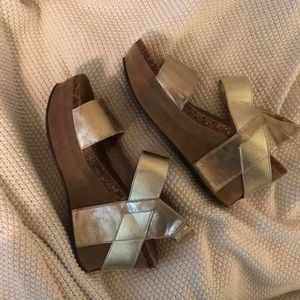 OTBT inspired gold wedges